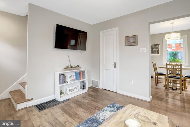 2139 S OXFORD ST, Arlington, VA 22204
