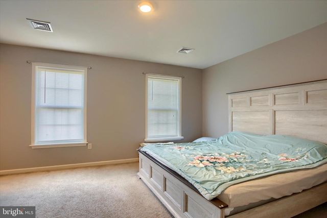 6347 MERCURY DR, Mechanicsburg, PA 17050
