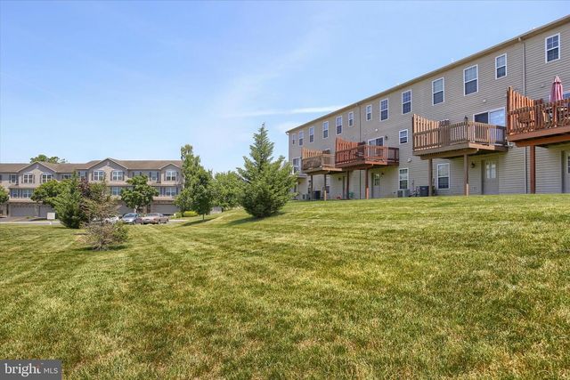 6347 MERCURY DR, Mechanicsburg, PA 17050