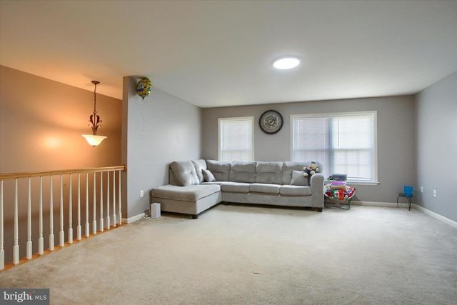 6347 MERCURY DR, Mechanicsburg, PA 17050