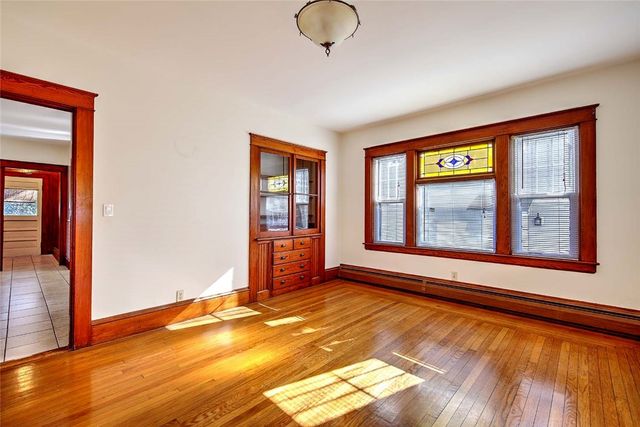 910 Hope Street 1, Bristol, RI 02809