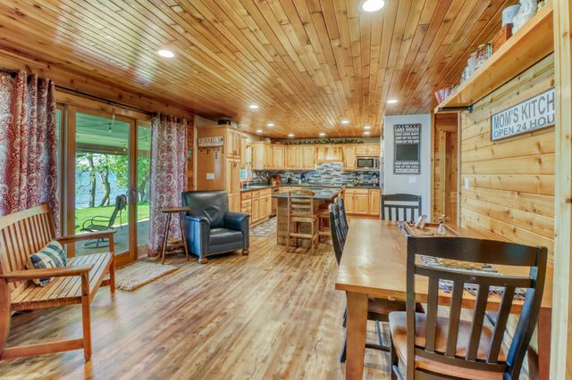 290 Shorewood Drive, Detroit Lakes, MN 56501