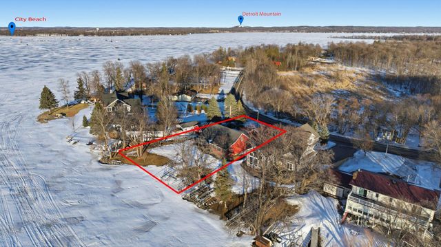 290 Shorewood Drive, Detroit Lakes, MN 56501