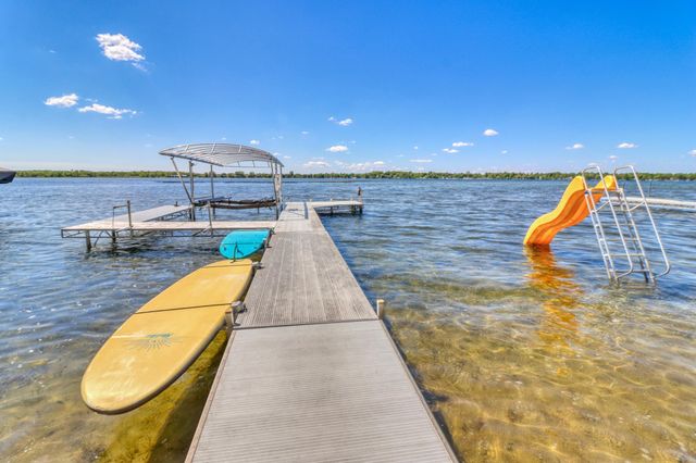 290 Shorewood Drive, Detroit Lakes, MN 56501