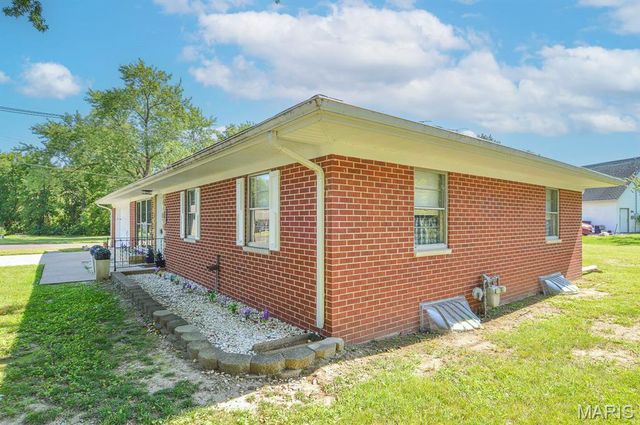 1236 Cynthia Drive, Belleville, IL 62220