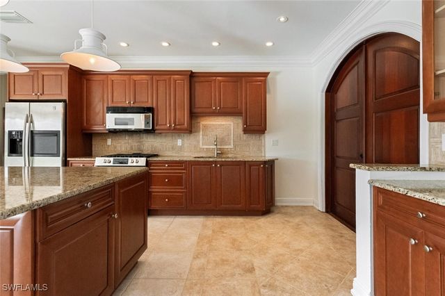 1500 Bald Eagle DR 93, Naples, FL 34105