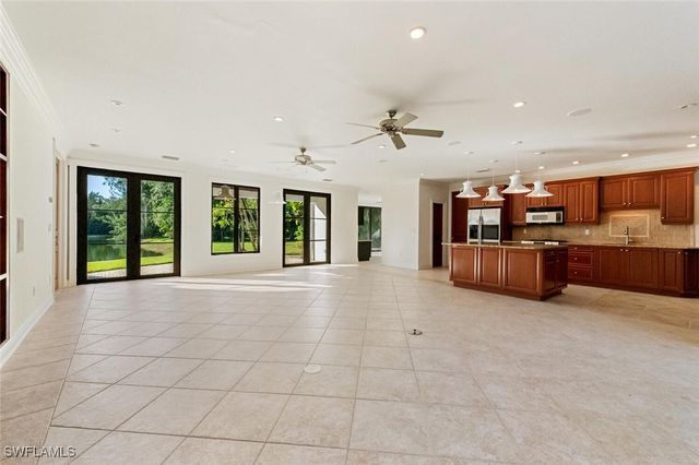 1500 Bald Eagle DR 93, Naples, FL 34105