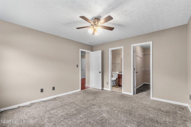 9829 Brooks Bend Rd, Louisville, KY 40258