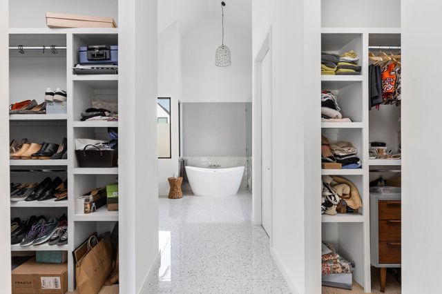 7502 Saint Louis ST, Austin, TX 78757