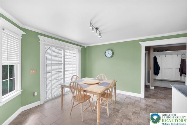 725 Buttermilk Road, Williams Twp, PA 18055
