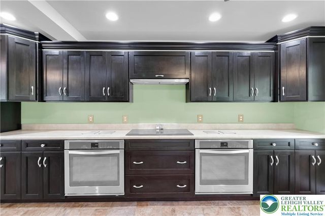 725 Buttermilk Road, Williams Twp, PA 18055
