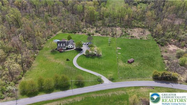 725 Buttermilk Road, Williams Twp, PA 18055