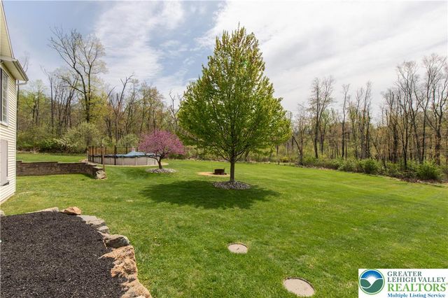 725 Buttermilk Road, Williams Twp, PA 18055