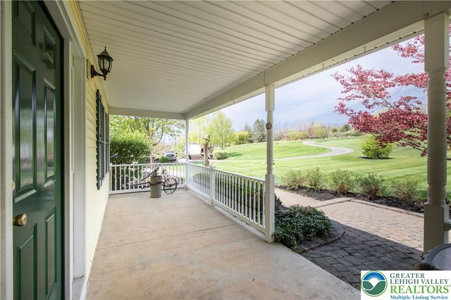 725 Buttermilk Road, Williams Twp, PA 18055