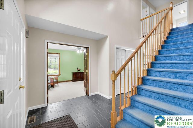 725 Buttermilk Road, Williams Twp, PA 18055