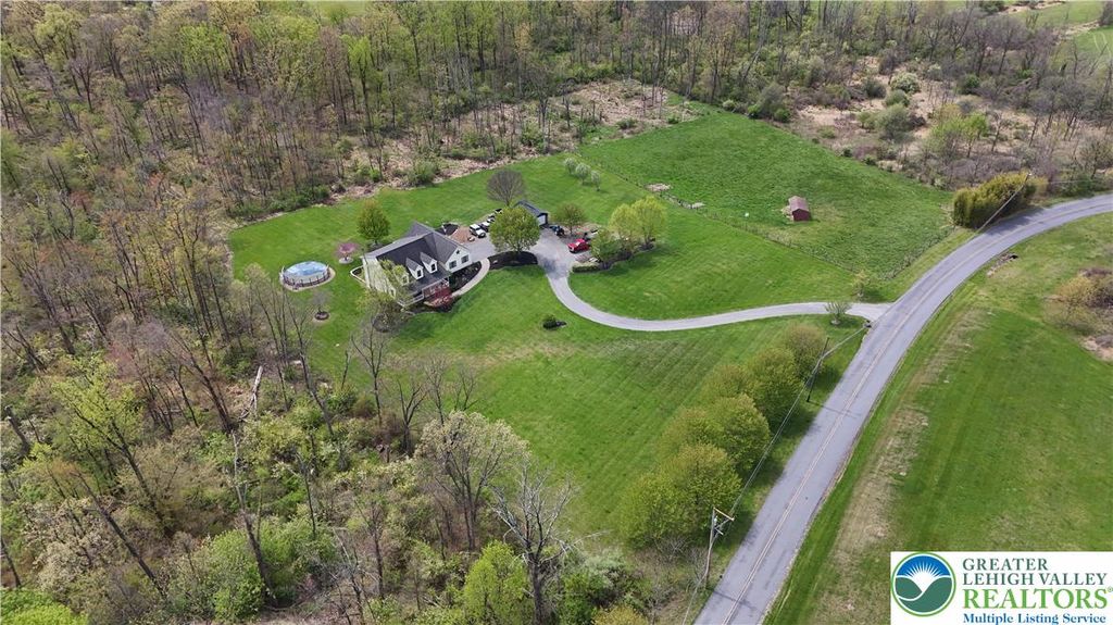 725 Buttermilk Road, Williams Twp, PA 18055
