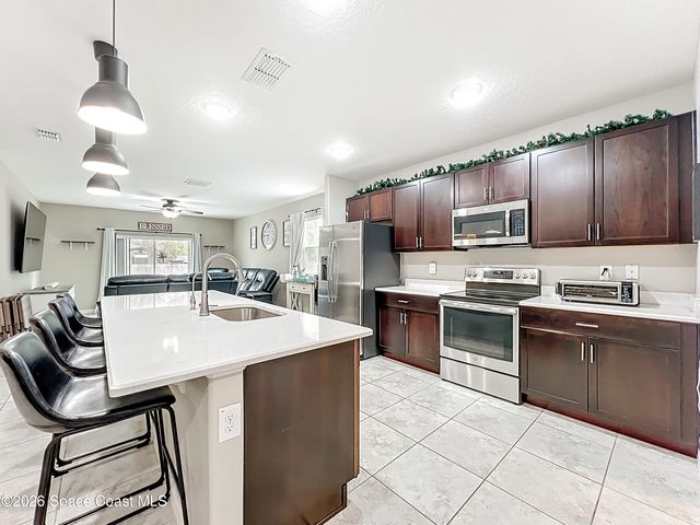 415 Scodella Street SW, Palm Bay, FL 32908