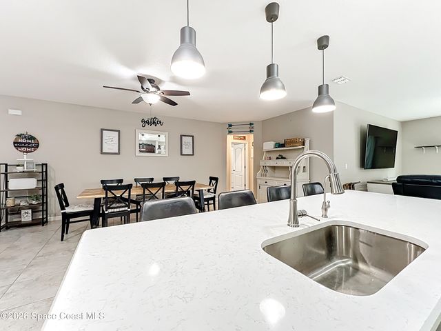 415 Scodella Street SW, Palm Bay, FL 32908