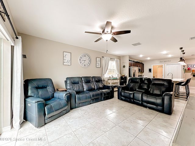 415 Scodella Street SW, Palm Bay, FL 32908