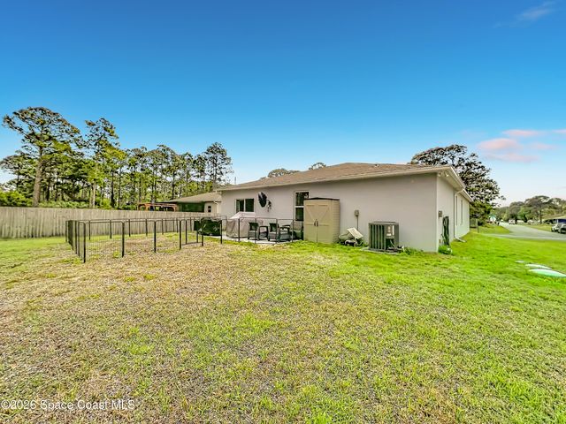 415 Scodella Street SW, Palm Bay, FL 32908