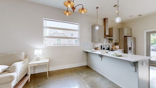 1901 Meridian St Apt H, Nashville, TN 37207