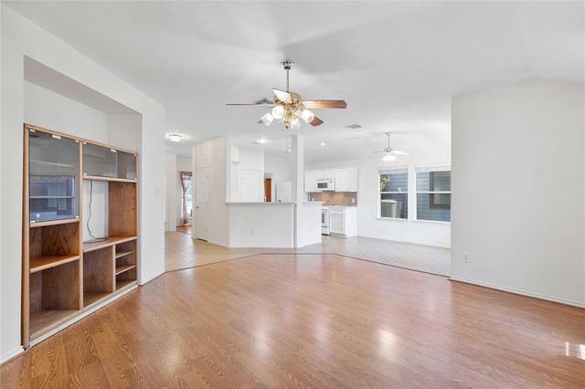 17919 Magenta Springs Drive, Humble, TX 77346