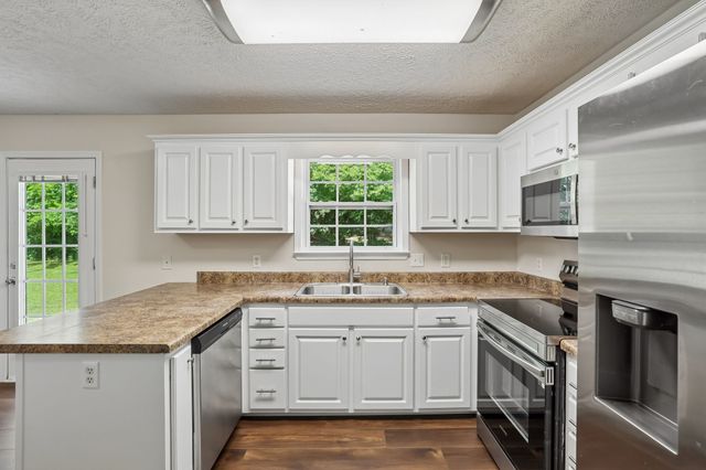 122 Raven Ct, Shelbyville, TN 37160