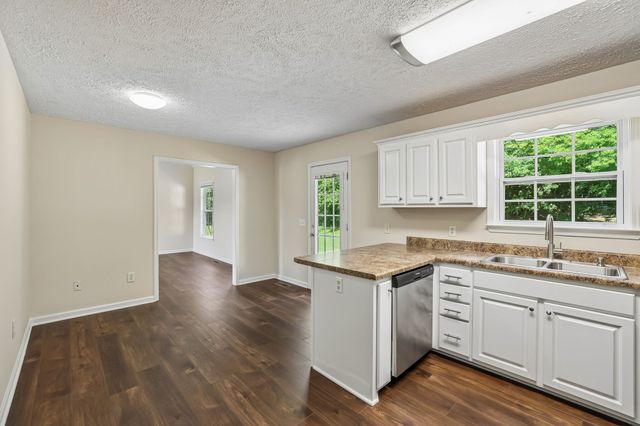 122 Raven Ct, Shelbyville, TN 37160