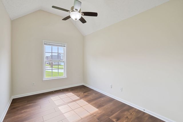 122 Raven Ct, Shelbyville, TN 37160