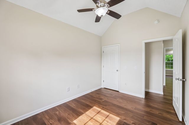 122 Raven Ct, Shelbyville, TN 37160