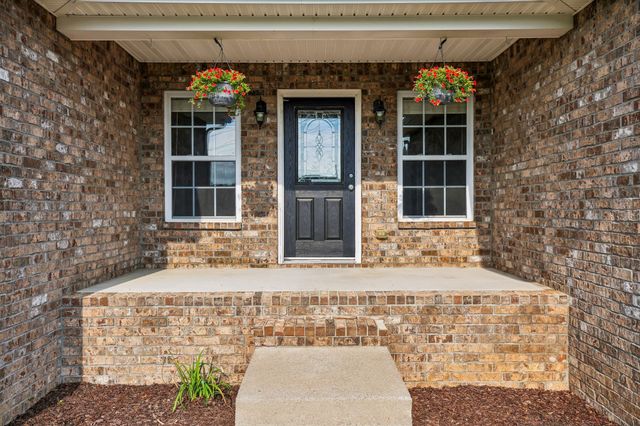 122 Raven Ct, Shelbyville, TN 37160
