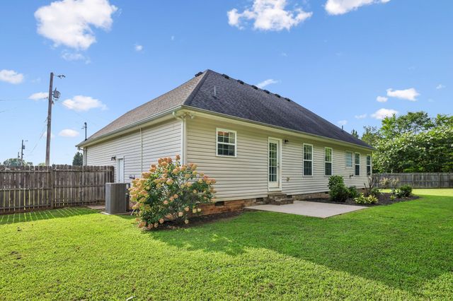 122 Raven Ct, Shelbyville, TN 37160