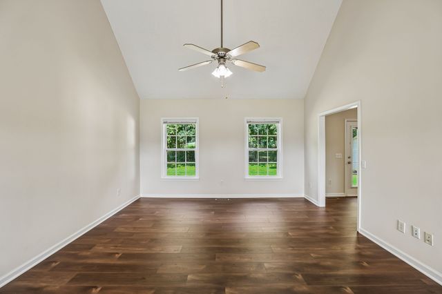 122 Raven Ct, Shelbyville, TN 37160