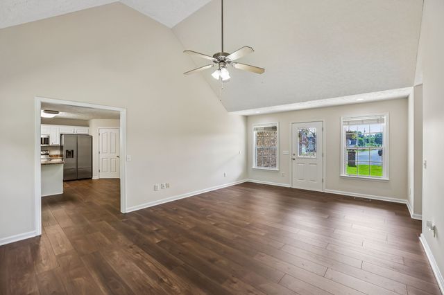 122 Raven Ct, Shelbyville, TN 37160