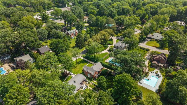 213 Kenwood Place, Michigan City, IN 46360