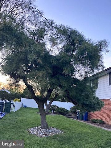 1180 BALLYTORE RD, Huntingdon Valley, PA 19006