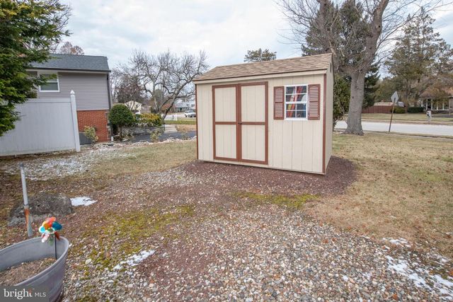 1180 BALLYTORE RD, Huntingdon Valley, PA 19006