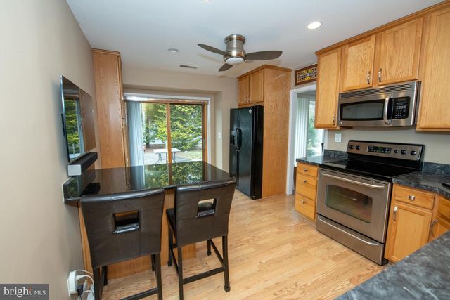 1180 BALLYTORE RD, Huntingdon Valley, PA 19006