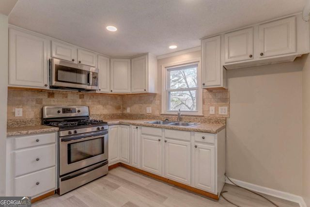 653 Fairview Road, Ball Ground, GA 30107