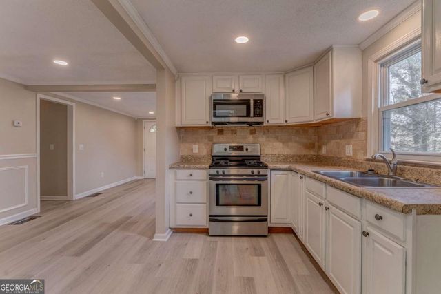 653 Fairview Road, Ball Ground, GA 30107