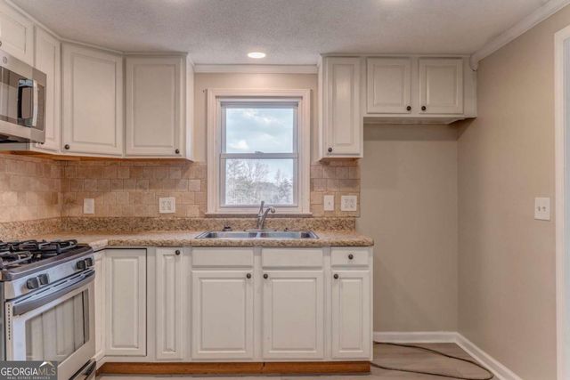 653 Fairview Road, Ball Ground, GA 30107