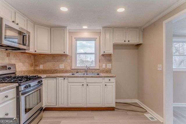 653 Fairview Road, Ball Ground, GA 30107