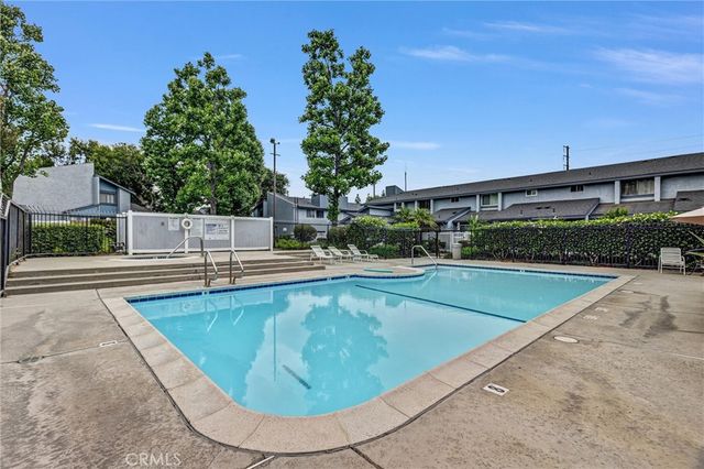 900 W Sierra Madre 44, Azusa, CA 91702