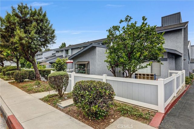 900 W Sierra Madre 44, Azusa, CA 91702