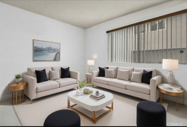 900 W Sierra Madre 44, Azusa, CA 91702