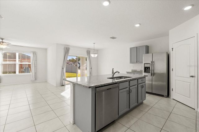 3805 HEARTLEAF LANE, Mount Dora, FL 32757