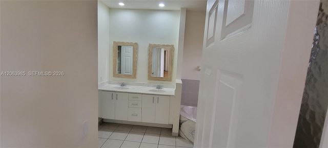 8765 SW 208th St, Cutler Bay, FL 33189