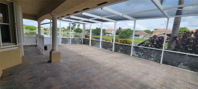 8765 SW 208th St, Cutler Bay, FL 33189