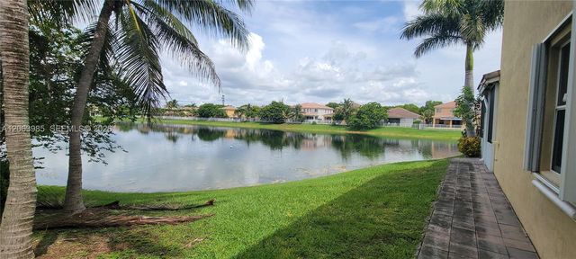 8765 SW 208th St, Cutler Bay, FL 33189