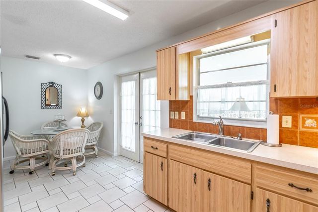8872 SW 92ND PLACE F, Ocala, FL 34481